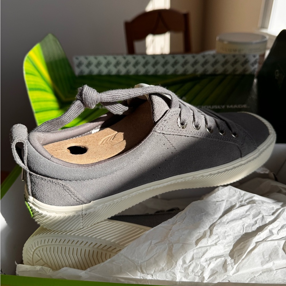 Cariuma Grey Suede Sneakers brand new